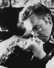 The V.I.P.'s Richard Burton about to kiss Elizabeth Taylor 8x10 inch photo