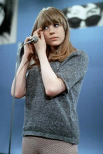 Marianne Faithfull beautiful 1967 on TV show by microphone 4x6 inch photo
