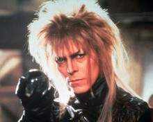 David Bowie holds up magical crystal ball 1986 Labyrinth 8x10 inch photo