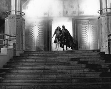 Batman 1989 Michael Keaton & Kim Basinger run down museum steps 8x10 inch photo