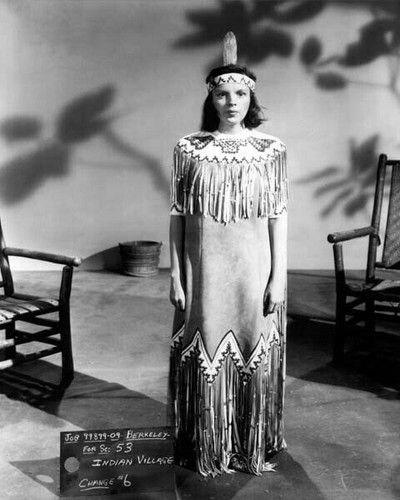 Judy Garland Costume Screen Test Wearing Native American Indian Dress 8x10 Photo Moviemarket