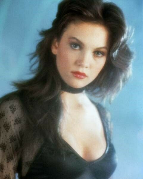 Diane Lane in low cut black dress chartreuse in 1984 Streets of Fire 8x10  photo - Moviemarket