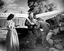Red River fight scene John Wayne Montgomery Clift Coleen Gray 8x10 inch photo