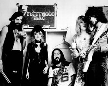 Fleetwood Mac super group posing backstage Steve Nicks & guys 8x10 inch photo