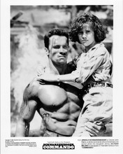 Commando 1985 original 8x10 photo Arnold Schwarzenegger carries Alyssa Milano