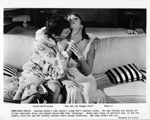 Sex and the Single Girl original 8x10 photo Tony Curtis kissing Natalie Wood