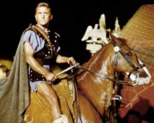 Kirk Douglas on horseback holding weapon as Spartacus 8x10 inch photo