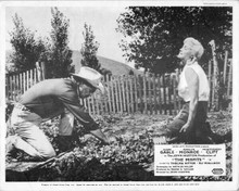The Misfits Clark Gable tending to his garden with Marilyn Monroe 8x10 photo