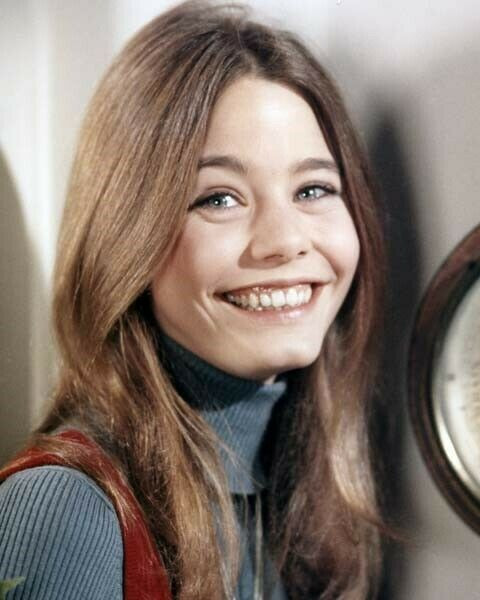 Susan Dey lovely smiling portrait as Laurie 1970 The Partridge Family ...