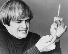 The Invisible Man 1975 TV David McCallum as Daniel Westin 8x10 inch photo