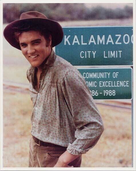 Elvis Presley young in western hat posing by Kalamazoo City Limit sign 8x10  - Moviemarket