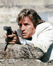 Don Johnson as Sonny Crockett taking aim with gun 8x10 inch photo Miami Vice