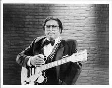 B.B. King legendary blues guitarist in tuxedo 1970's era with guitar 8x10 photo