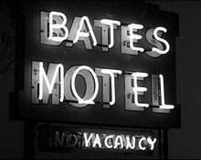 Psycho 1960 Alfred Hitchcock classic Bates Motel Vacancy sign 8x10 inch photo