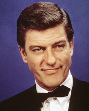 Dick Van Dyke looking debonair in tuxedo 1960's Dick Van Dyke Show 8x10 photo