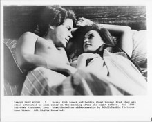 About Last Night 1986 original 8x10 photo Rob Lowe & Demi Moore in bed
