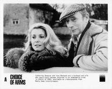 A Choice of Arms original 8x10 photo Catherine Deneuve & Yves Montand