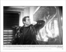 Arnold Schwarzenegger 2000 original 8x10 photo The 6th Day