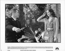 An officer And a Gentleman 1982 original 8x10 photo Debra Winger Richard Gere