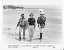 Club Paradise 1986 original 8x10 photo Peter O'Toole Robin Williams Jimmy Cliff