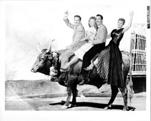 Carnival in Costa Rica 1947 original 8x10 photo Haymes Romero Vera-Ellen Holm