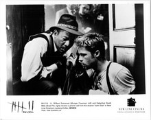 Seven 1995 original 8x10 photo Brad Pitt & Morgan Freeman investigate