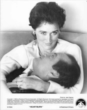 Heartburn 1986 original 8x10 photo Jack Nicholson lies in Meryl Streep's arms