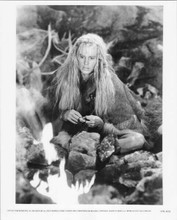 Daryl Hannah original 8x10 photo 1986 movie Clan of the Cave Bear