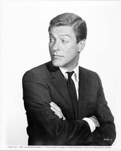 Dick Van Dyke arms folded in suit looks to side original 8x10 photo Art of Love