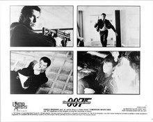 Tomorrow Never Dies original 8x10 photo 1997 Pierce Brosnan in action as Bond