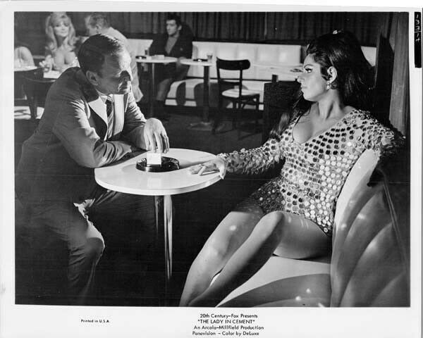 The Lady in Cement 1968 original 8x10 photo Frank Sinatra