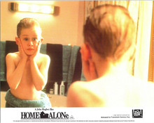 Home Alone 1990 original 8x10 lobby card Macauley Culkin looks in mirror
