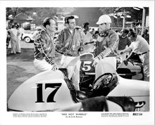 Red Hot Wheels 1962 re-release original 8x10 photo Clark Gable with race cars