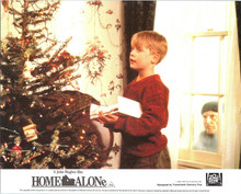 Home Alone original 8x10 lobby card Macaulay Culkin Joe Pesci Christmas tree