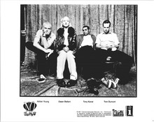 No Doubt 1997 original 8x10 inch photo Gwen Stefani & band promotional