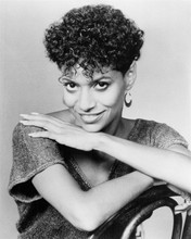 Debbie Allen smiling studio portrait as Lydia Grant in TV series Fame 8x10 photo
