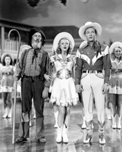 Roy Rogers Dale Evans hold hands onstage with Gabby Hayes 8x10 inch photo