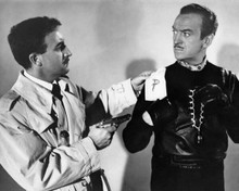 The Pink Panther Peter Sellers holds gun on thief David Niven 8x10 inch photo
