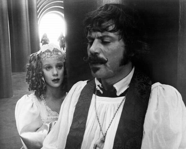 The Devils 1971 Georgina Hale looks at Oliver Reed 8x10 inch photo ...