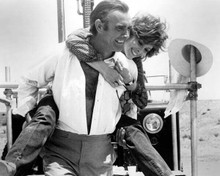 Diamonds Are Forever Sean Connery carries Jill St. John on set 8x10 photo