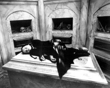 Addams Family 1991 Christina Ricci as Wednesday lying on tombstone 8x10 photo
