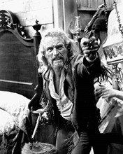 Paul Newman in action with two guns 1976 Buffalo Bill & The Indians 8x10 photo