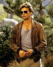 Richard Dean Anderson cool in leather jacket & sunglasses MacGyver 8x10 photo