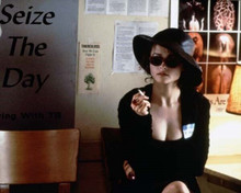 Helena Bonham Carter smoking shows off cleavage Fight Club 8x10 inch photo