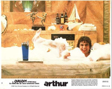 Arthur 1981 original 8x10 lobby card Dudley Moore in bubble bath smiling