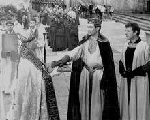 Becket 1964 Peter O'Toole & Richard Burton at ceremony 8x10 inch photo