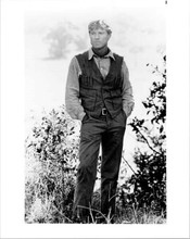 Robert Redford full length pose standing in bush Out of Africa 8x10 inch photo