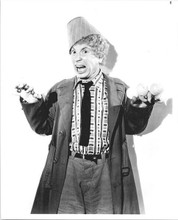 The Marx Brothers Harpo holds light bulbs in his hands 8x10 inch photo
