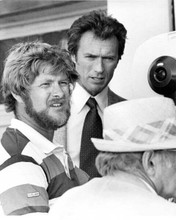 The Enforcer 1976 director James Fargo on set with Clint Eastwood 8x10 photo
