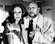 Halloween II 1981 Donald Pleasence protects Jamie Lee Curtis 8x10 inch photo